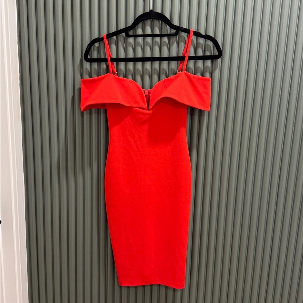Nookie Red Off the Shoulder Midi Dress - Picture 5 of 5